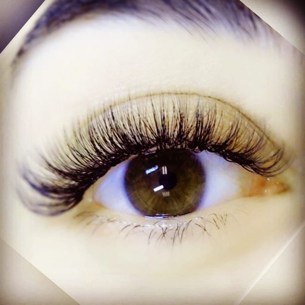 اکستنشن مژه والیوم کم حجم